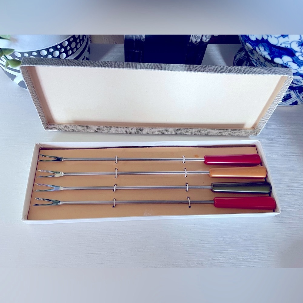Vtg Set/4 Fondue Stainless Forks Pickle Serving Bakelite/Plastic Colored Handles